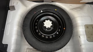 Used 2018 Hyundai Grand i10 [2017-2020] Sportz AT 1.2 Kappa VTVT Petrol Automatic tyres SPARE TYRE VIEW
