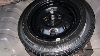 Used 2016 Maruti Suzuki Alto K10 [2014-2019] VXI AMT Petrol Automatic tyres SPARE TYRE VIEW