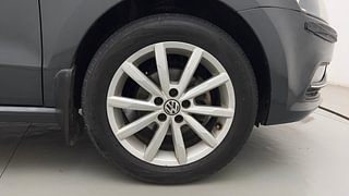 Used 2017 Volkswagen Polo [2015-2019] GT TSI Petrol Automatic tyres RIGHT FRONT TYRE RIM VIEW