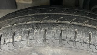 Used 2015 Renault Kwid [2015-2019] RXE Petrol Manual tyres LEFT FRONT TYRE TREAD VIEW