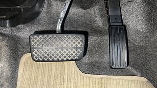 Used 2023 Honda Amaze 1.2 VX CVT i-VTEC Petrol Automatic interior PEDALS VIEW