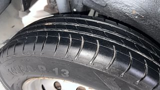 Used 2014 Maruti Suzuki Wagon R 1.0 [2013-2019] LXi CNG Petrol+cng Manual tyres RIGHT REAR TYRE TREAD VIEW