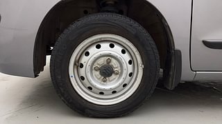 Used 2017 Maruti Suzuki Wagon R 1.0 [2013-2019] LXi CNG Petrol+cng Manual tyres LEFT FRONT TYRE RIM VIEW