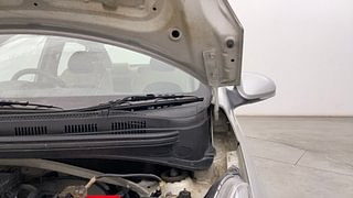 Used 2018 Hyundai Xcent [2017-2019] S Petrol Petrol Manual engine ENGINE LEFT SIDE HINGE & APRON VIEW