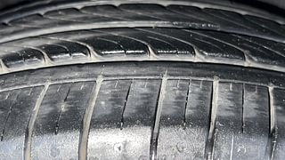 Used 2021 Maruti Suzuki Ciaz Delta Petrol Petrol Manual tyres RIGHT REAR TYRE TREAD VIEW