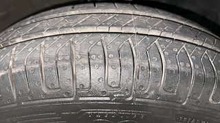 Used 2020 Maruti Suzuki Wagon R 1.0 [2019-2022] LXI CNG Petrol+cng Manual tyres RIGHT FRONT TYRE TREAD VIEW