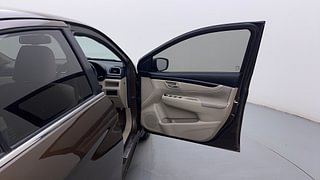 Used 2016 Maruti Suzuki Ciaz [2014-2017] ZXi AT Petrol Automatic interior RIGHT FRONT DOOR OPEN VIEW
