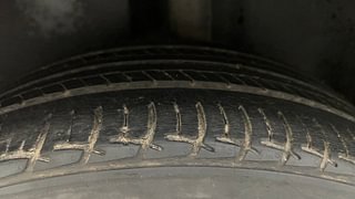 Used 2019 Volkswagen Ameo [2016-2020] Highline Plus 1.5L (D) Diesel Manual tyres LEFT REAR TYRE TREAD VIEW