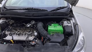Used 2014 Hyundai Verna [2011-2015] Fluidic 1.6 CRDi SX AT Diesel Automatic engine ENGINE LEFT SIDE HINGE & APRON VIEW