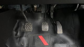 Used 2019 Maruti Suzuki Swift [2017-2021] VXi Petrol Manual interior PEDALS VIEW