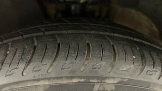 Used 2019 Volkswagen Ameo [2016-2020] Highline Plus 1.5L (D) Diesel Manual tyres LEFT FRONT TYRE TREAD VIEW