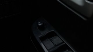 Used 2017 Maruti Suzuki Wagon R 1.0 [2010-2019] VXi Petrol Manual top_features Adjustable ORVM