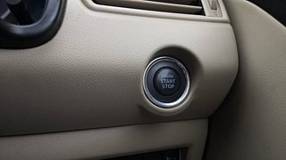 Used 2017 Maruti Suzuki Dzire [2017-2020] ZXi AMT Petrol Automatic top_features Keyless start