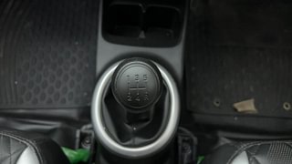 Used 2022 Maruti Suzuki Celerio VXi CNG Petrol+cng Manual interior GEAR  KNOB VIEW