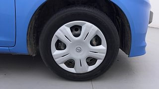 Used 2012 Honda Brio [2011-2016] S MT Petrol Manual tyres RIGHT FRONT TYRE RIM VIEW