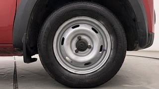 Used 2015 Renault Kwid [2015-2019] RXE Petrol Manual tyres RIGHT FRONT TYRE RIM VIEW