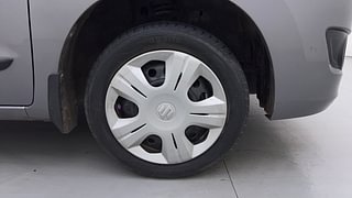 Used 2017 Maruti Suzuki Wagon R 1.0 [2010-2019] VXi Petrol Manual tyres RIGHT FRONT TYRE RIM VIEW