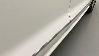Used 2019 Volkswagen Ameo [2016-2020] Highline Plus 1.5L (D) Diesel Manual dents MINOR SCRATCH