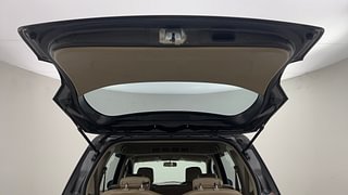 Used 2018 Maruti Suzuki Ertiga [2015-2018] VXI Petrol Manual interior DICKY DOOR OPEN VIEW