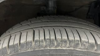 Used 2018 Maruti Suzuki Ertiga [2015-2018] VXI Petrol Manual tyres RIGHT FRONT TYRE TREAD VIEW