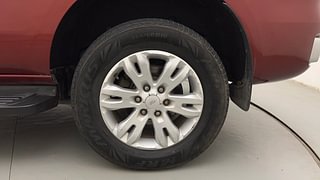 Used 2016 Ford Endeavour [2016-2020] Trend 3.2 4x4 AT Diesel Automatic tyres LEFT REAR TYRE RIM VIEW