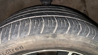Used 2020 Mahindra XUV 300 W8 (O) Diesel Diesel Manual tyres RIGHT FRONT TYRE TREAD VIEW