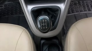 Used 2013 Hyundai i10 [2010-2016] Era Petrol Petrol Manual interior GEAR  KNOB VIEW