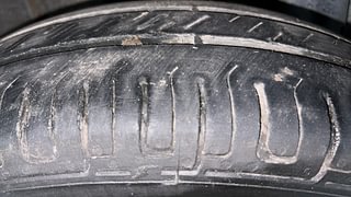 Used 2020 Renault Triber RXT AMT Petrol Automatic tyres RIGHT REAR TYRE TREAD VIEW