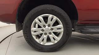 Used 2016 Ford Endeavour [2016-2020] Trend 3.2 4x4 AT Diesel Automatic tyres RIGHT REAR TYRE RIM VIEW