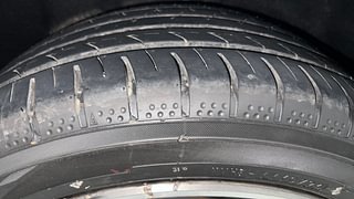 Used 2015 Mercedes-Benz CLA [2015-2019] 200 CDI Sport Diesel Automatic tyres RIGHT REAR TYRE TREAD VIEW