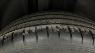 Used 2021 Volkswagen Taigun Highline 1.0 TSI AT Petrol Automatic tyres RIGHT REAR TYRE TREAD VIEW