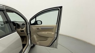 Used 2017 Maruti Suzuki Ertiga [2015-2018] VXI Petrol Manual interior RIGHT FRONT DOOR OPEN VIEW