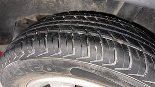 Used 2016 Renault Kwid [2016-2019] 1.0 RXT Petrol Manual tyres LEFT REAR TYRE TREAD VIEW