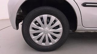 Used 2012 Toyota Etios Liva [2010-2017] G Petrol Manual tyres RIGHT REAR TYRE RIM VIEW