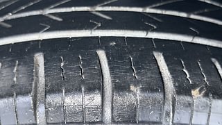 Used 2017 Hyundai Grand i10 [2017-2020] Sportz 1.2 Kappa VTVT Petrol Manual tyres RIGHT REAR TYRE TREAD VIEW