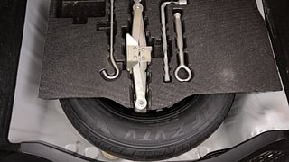 Used 2022 Honda Jazz V CVT Petrol Automatic tyres SPARE TYRE VIEW