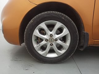 Used 2016 Nissan Micra [2013-2020] XV CVT Petrol Automatic tyres LEFT FRONT TYRE RIM VIEW
