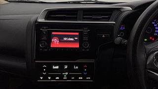 Used 2022 Honda Jazz V CVT Petrol Automatic top_features Integrated (in-dash) music system