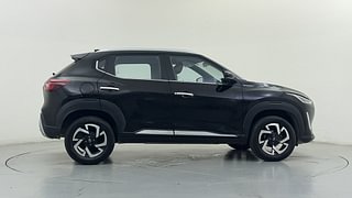 Used 2023 Nissan Magnite XV Premium Turbo Petrol Manual exterior RIGHT SIDE VIEW