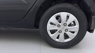 Used 2011 Hyundai i10 [2010-2016] Magna 1.2 Petrol Petrol Manual tyres LEFT REAR TYRE RIM VIEW