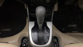Used 2022 Honda Jazz V CVT Petrol Automatic interior GEAR  KNOB VIEW