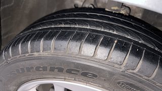Used 2022 Honda Jazz V CVT Petrol Automatic tyres RIGHT FRONT TYRE TREAD VIEW