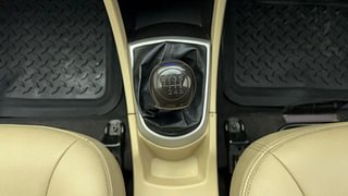Used 2012 Hyundai Verna [2011-2015] Fluidic 1.6 CRDi SX Diesel Manual interior GEAR  KNOB VIEW