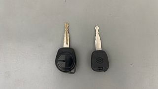 Used 2017 Maruti Suzuki Swift [2011-2017] VDi Diesel Manual extra CAR KEY VIEW