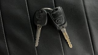 Used 2020 Hyundai New Santro 1.1 Sportz CNG Petrol+cng Manual extra CAR KEY VIEW
