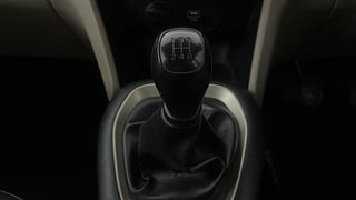 Used 2020 Hyundai New Santro 1.1 Sportz CNG Petrol+cng Manual interior GEAR  KNOB VIEW