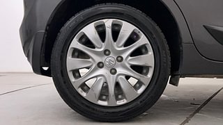 Used 2016 Maruti Suzuki Baleno [2015-2019] Alpha Petrol Petrol Manual tyres RIGHT REAR TYRE RIM VIEW