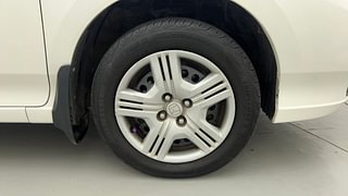 Used 2012 Honda City [2011-2013] Corporate Petrol Manual tyres RIGHT FRONT TYRE RIM VIEW