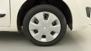 Used 2014 Maruti Suzuki Wagon R 1.0 [2010-2019] VXi Petrol Manual tyres RIGHT FRONT TYRE RIM VIEW