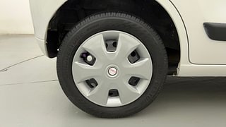 Used 2014 Maruti Suzuki Wagon R 1.0 [2010-2019] VXi Petrol Manual tyres RIGHT REAR TYRE RIM VIEW